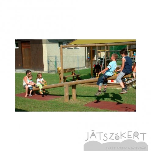 Négyszemélyes rönk libikóka